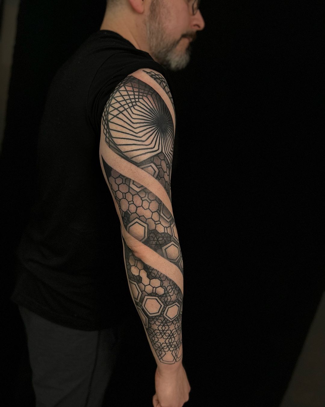 Cassady Bell — tattoo artist