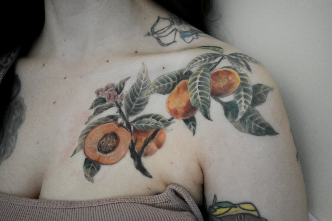 Beatrice Crow — tattoo artist