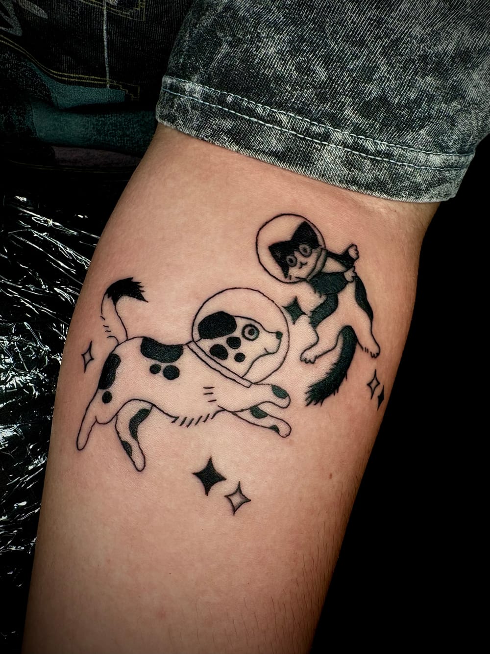 Elise — tattoo artist