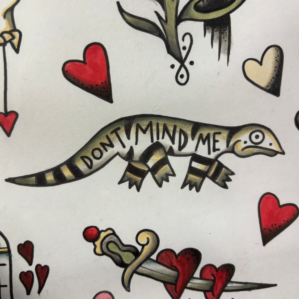 Don’t mind me lizard 