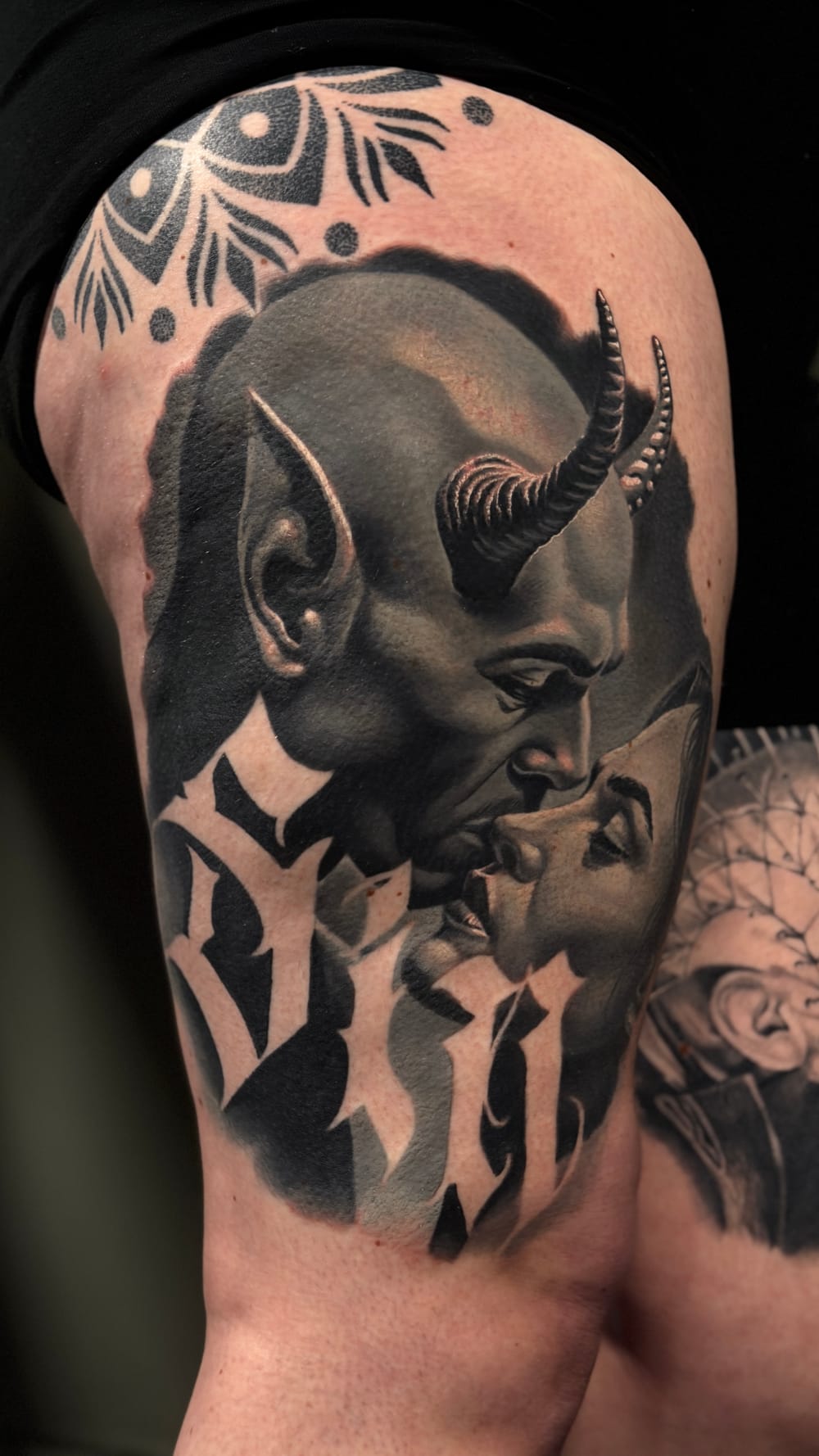 Dex Lugowski — tattoo artist