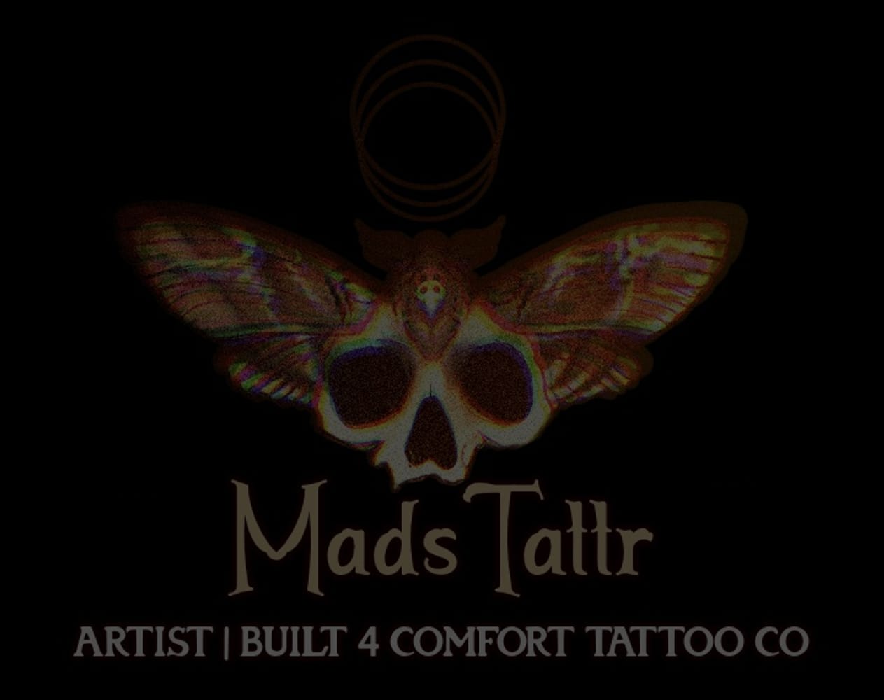 Mads — tattoo artist