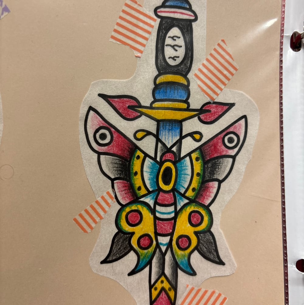 Butterfly dagger