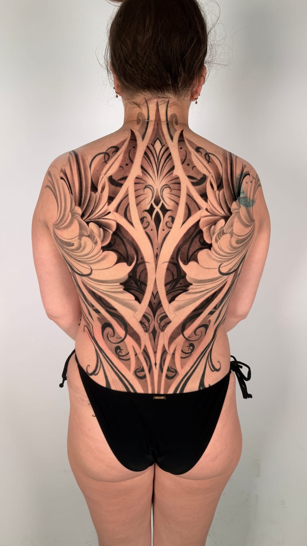 Gabriella Nova — tattoo artist