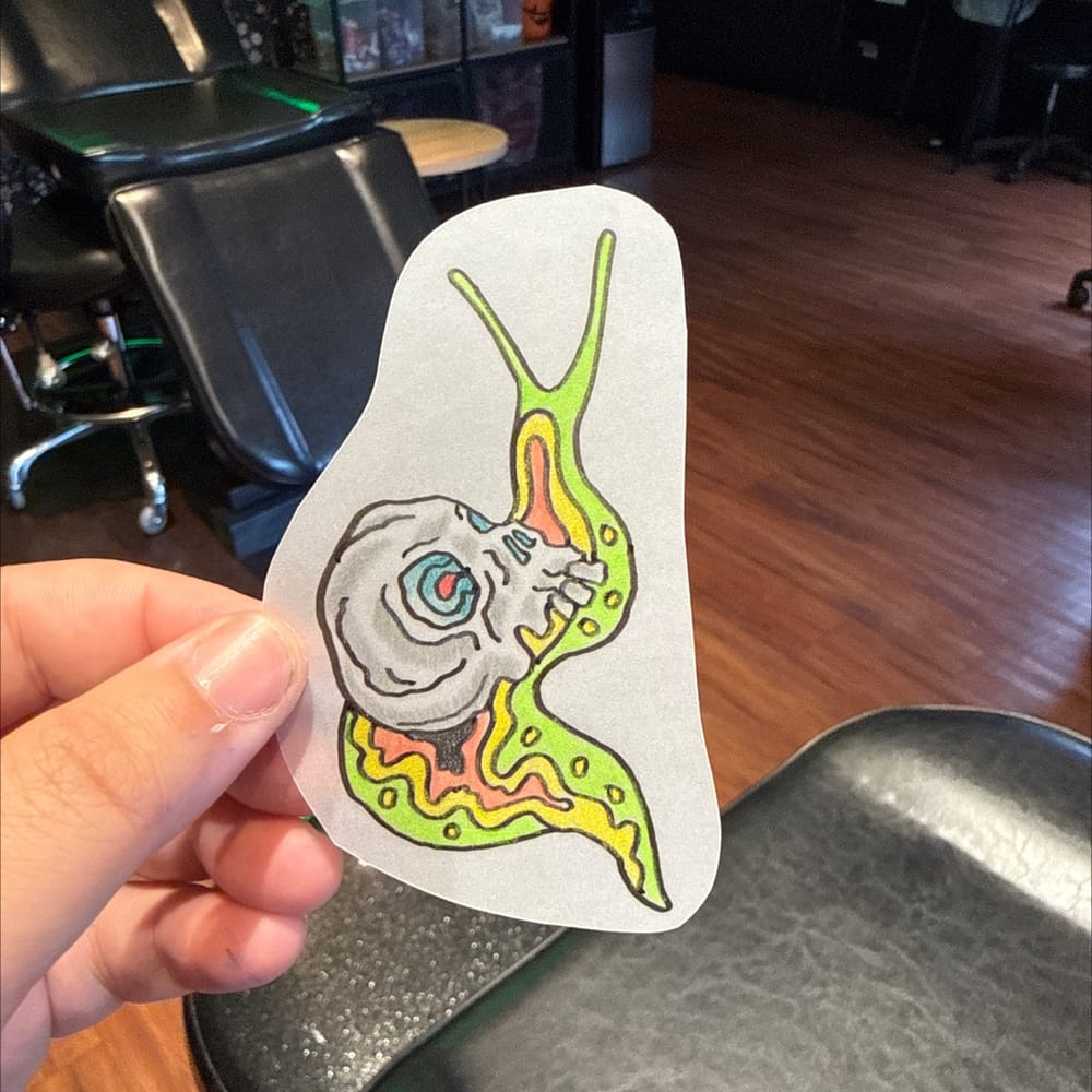 Skull Snail