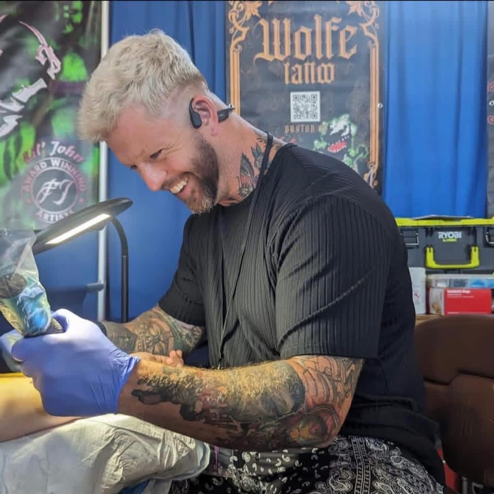Nic Wolfe — tattoo artist