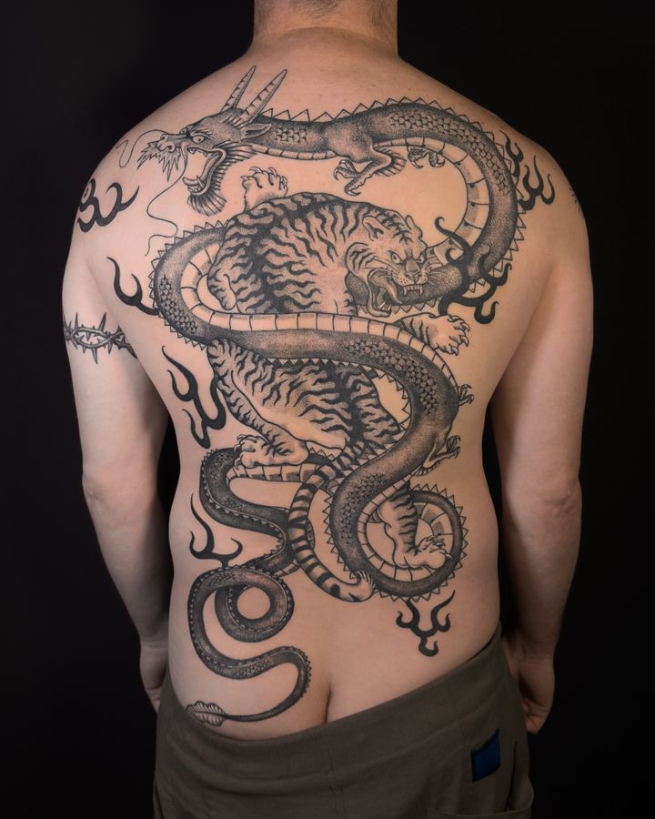 Gali Pokes/ Pozdniakova — tattoo artist