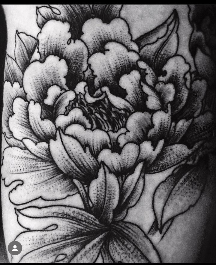 Steph Tamez — tattoo artist