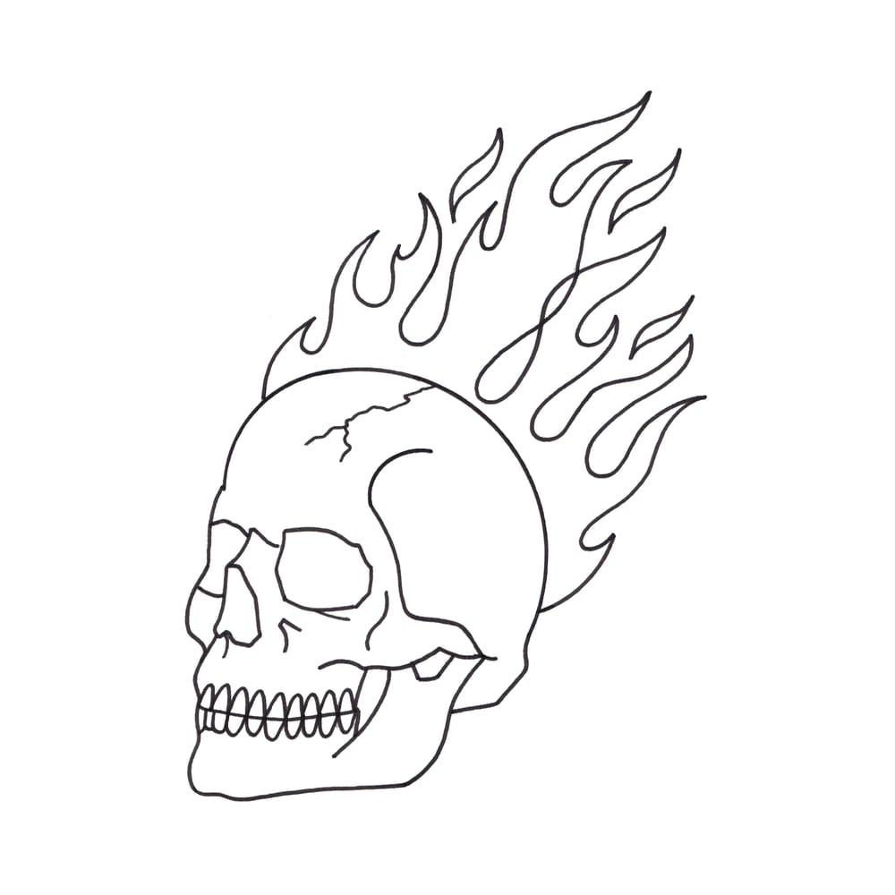 Flaming Skull in Black