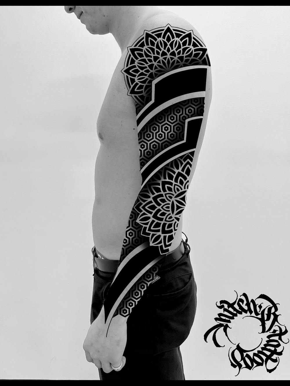 Sleeve 