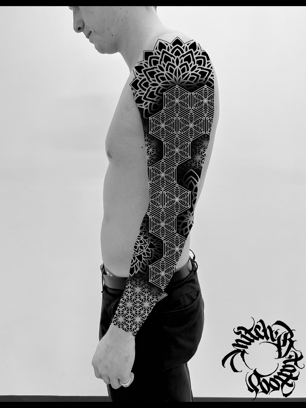 Sleeve 