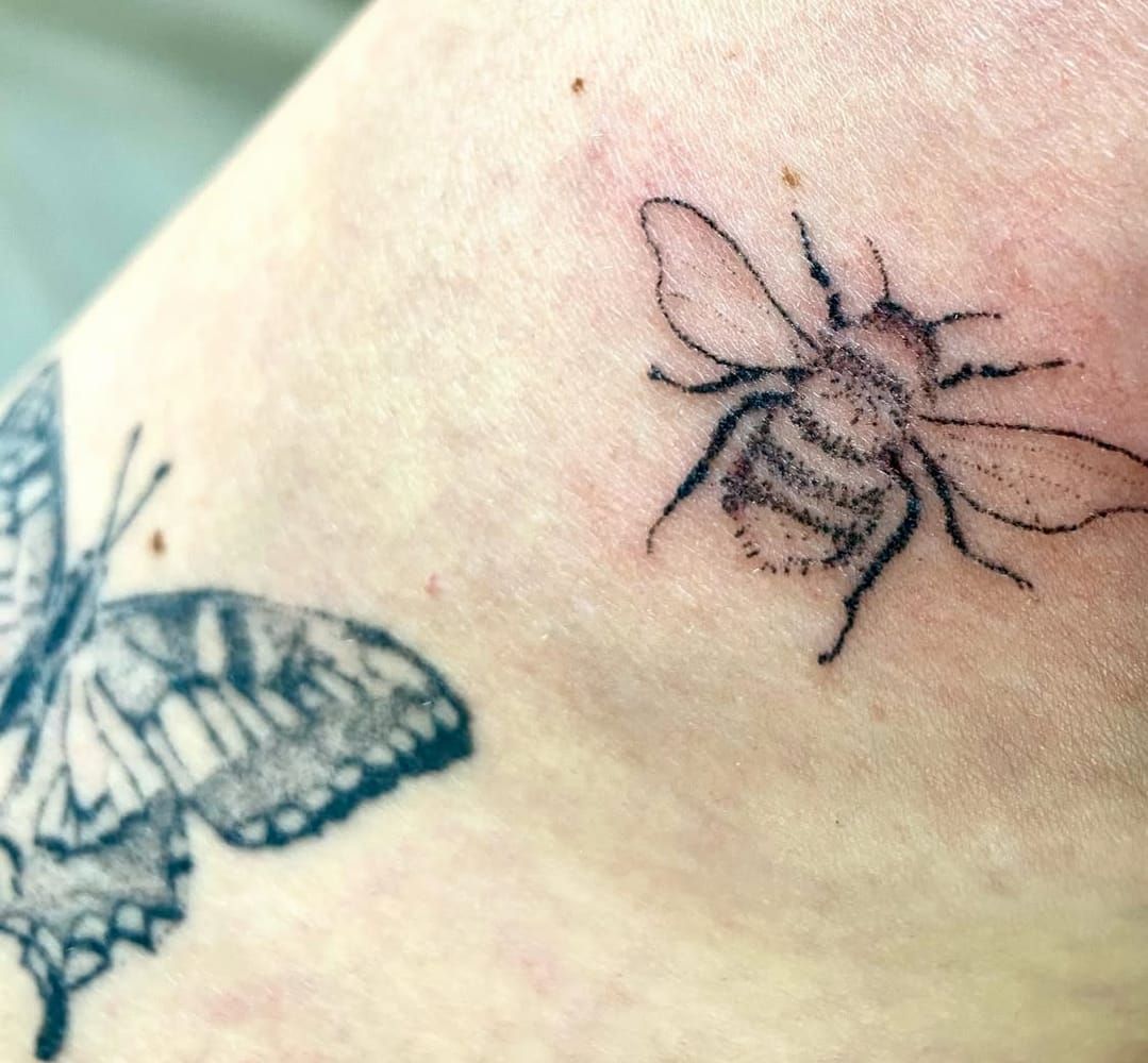 Charlotte Pokes — tattoo artist